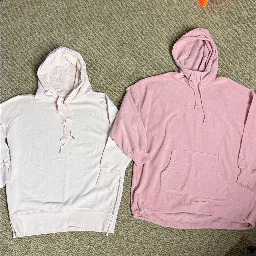 Bundle of Aerie Soft Pink pullover and Old Navy pullover